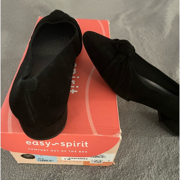 Easy Spirit Shoes - Easy Spirit Carisma2 Suede Black Flats Size 7W BNWT